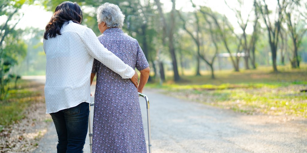 Four Retirement Community Benefits and Perks to Look For in Houston