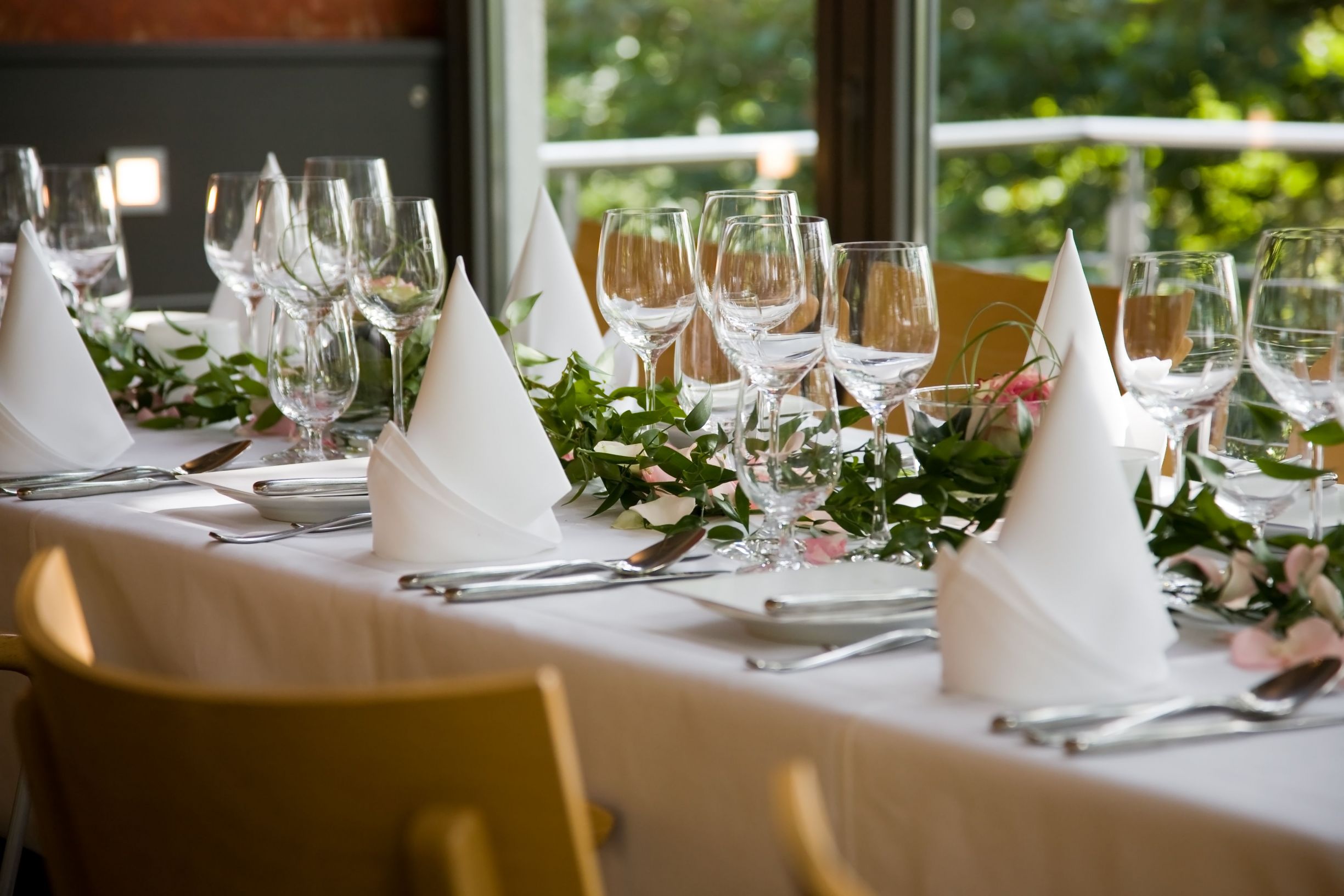 Tips on Hosting Bridal Events in Dallas at Restaurants